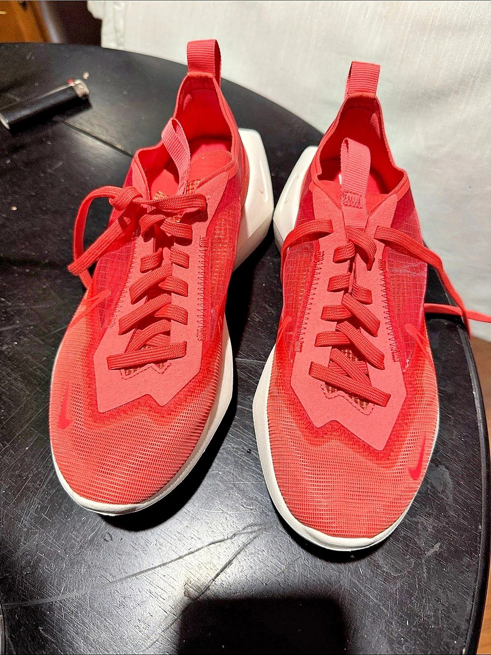 Nike Vista Lite Red Athletic Sneakers